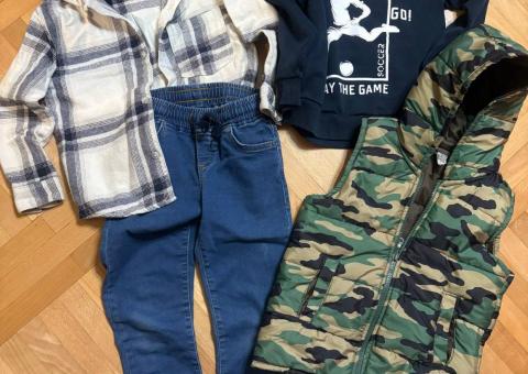 Selling clothes for a boy 