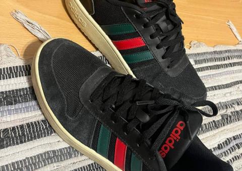 Adidas sneakers 