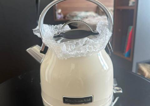 KitchenAid Kettle 