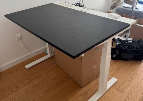 MITTZON desk 