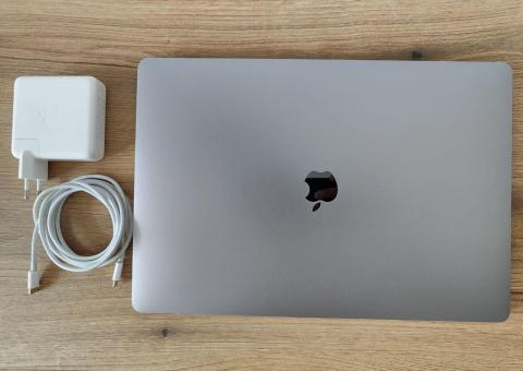 MacBook Pro 16" 