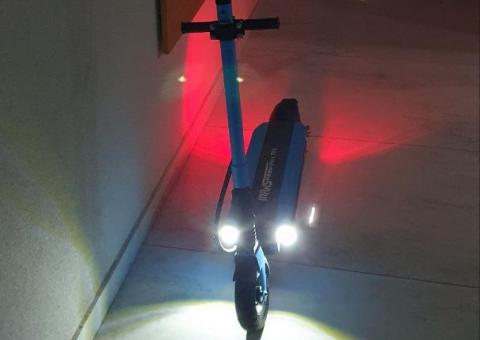 Električni skuter MaxSpeed Mini 4 Pro 