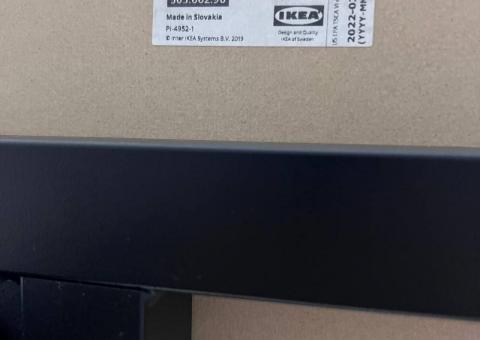 IKEA BEKANT desk 