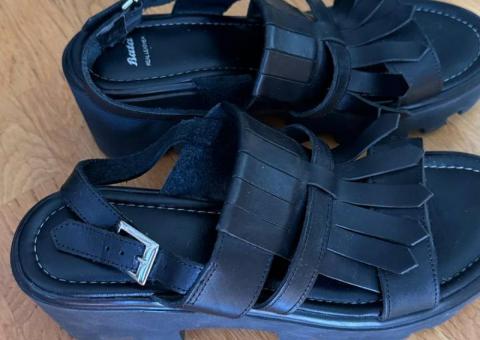 Bata sandals 